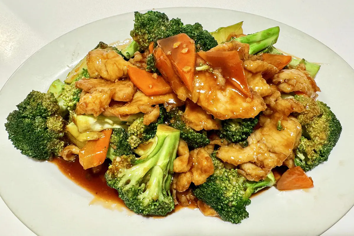 Chicken Broccoli at Great Wall Chinese Restaurant in Gilbert