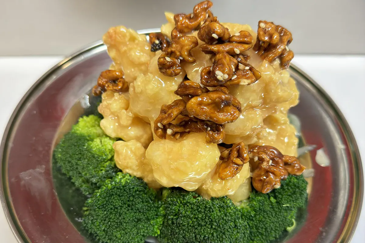honey glazed walnut shrimp at Great Wall Chinese Restaurant in Gilbert